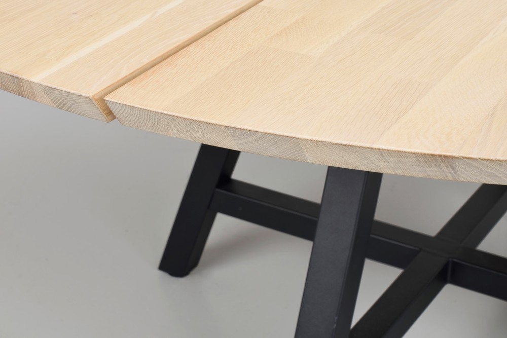 Carradale matbord Vitpigmenterad/svart