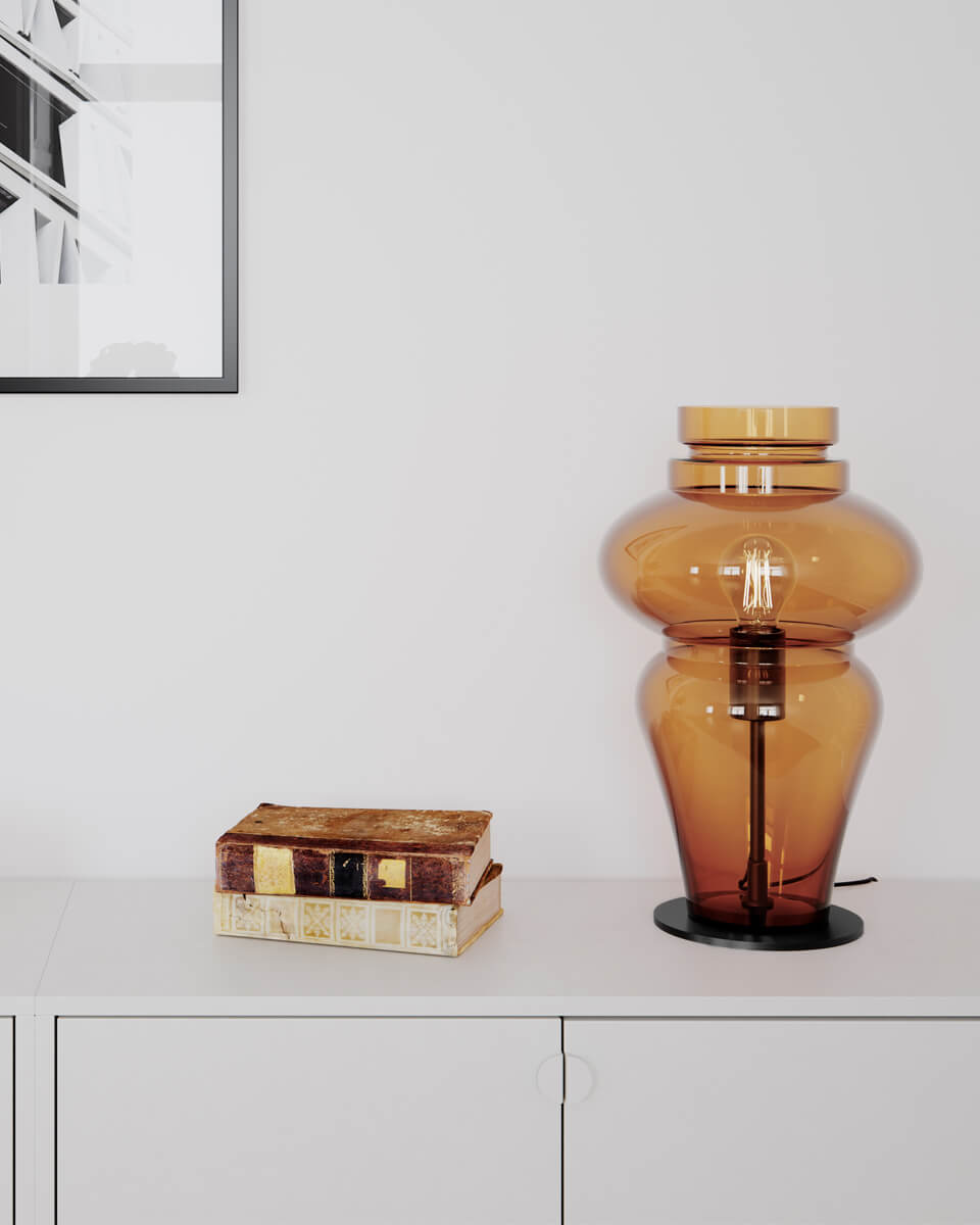 Dolores bordslampa konjak