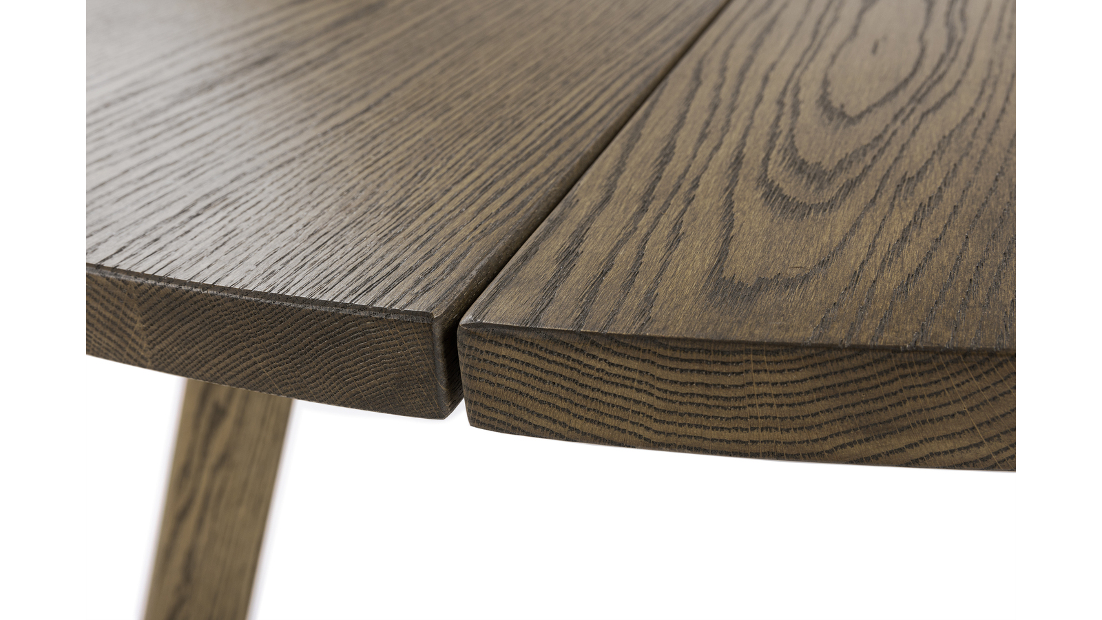 BELFORT Matbord oljad ek brun Ø160