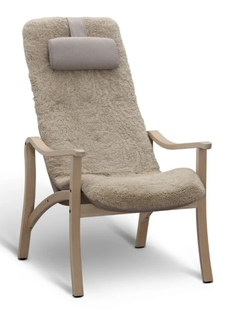 Gotland fåtölj & pall fårskinn Moonlight, vitpigmenterade ekben