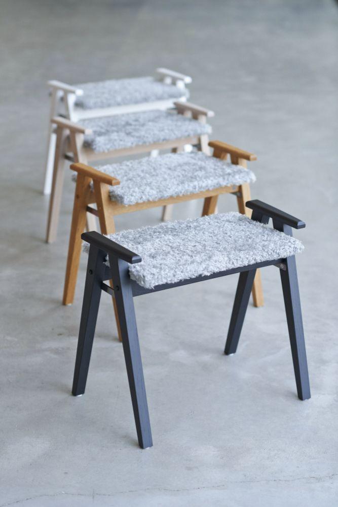 Alme Pall, Rökt Ek / Fårskinn ljusgrå