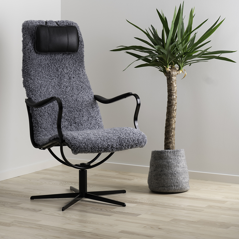 Chic fåtölj & pall fårskinn