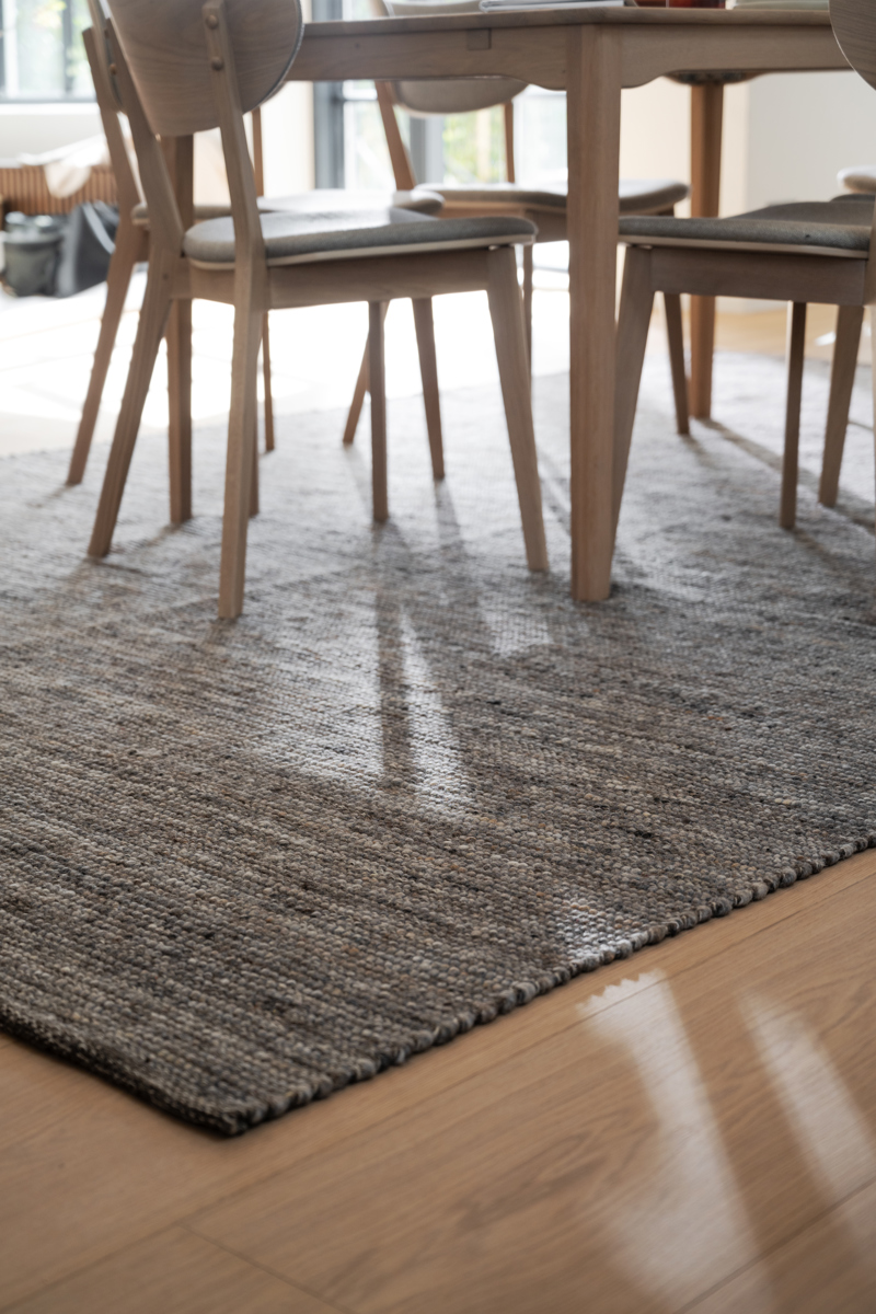 Donegal Matta, Mörkgrå, 340×240 cm