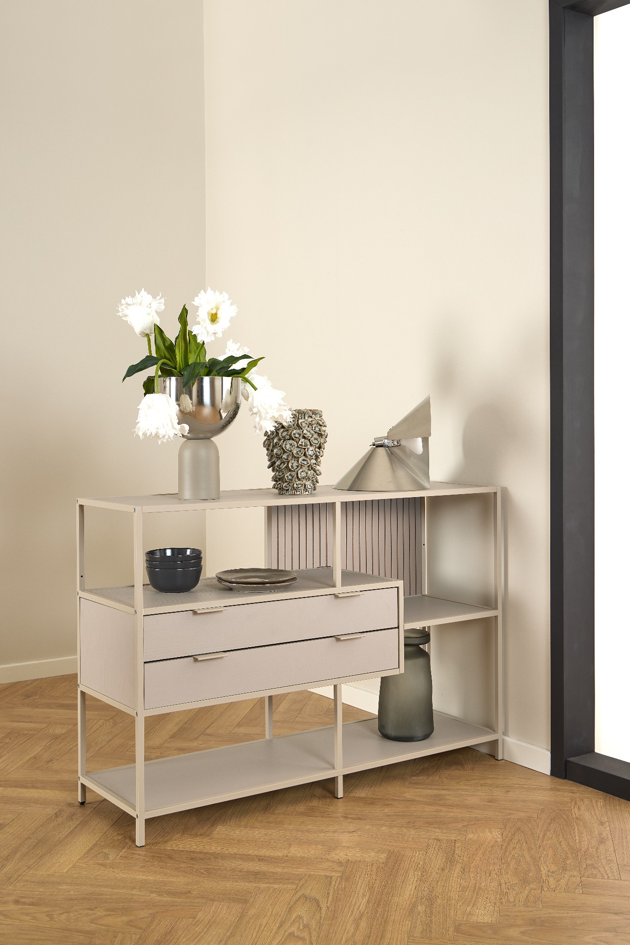 Seaford bokhylla låg grå med lådor