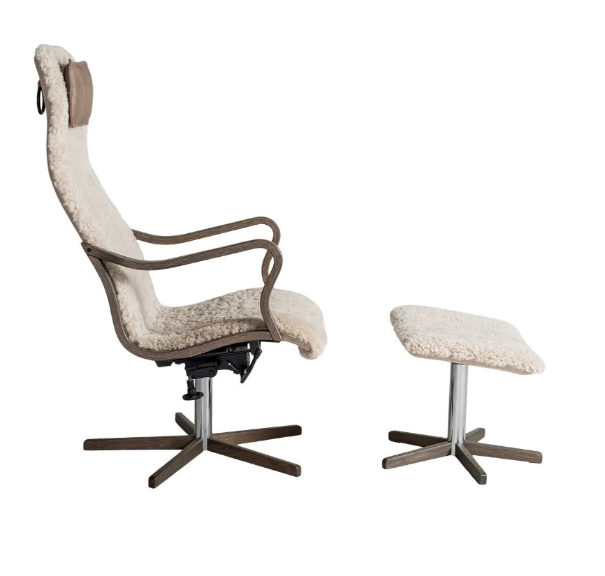 Chic trä fåtölj & pall fårskinn moonlight, rökt ek