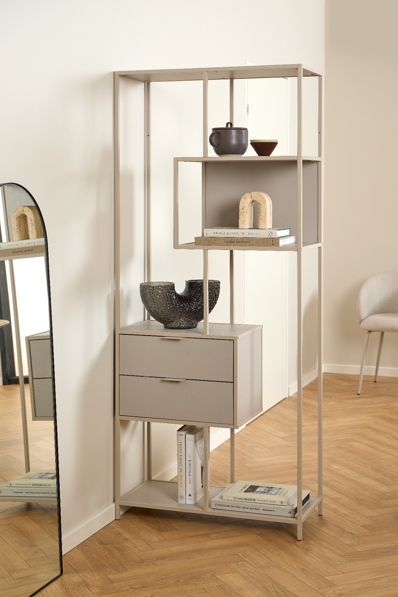 Seaford bokylla grå med lådor, hög