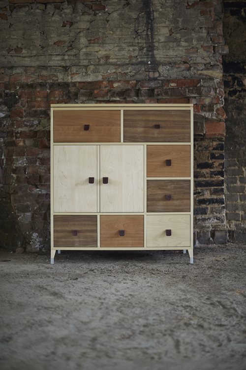 Abisko Skänk, Vitlack med Betongtopp