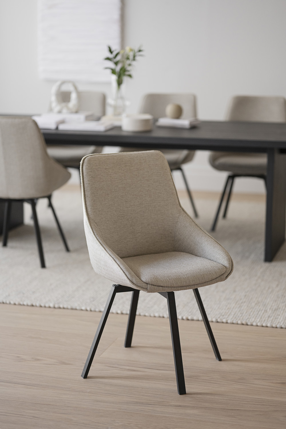 Alison Stol, Snurrfunktion, Beige/svart