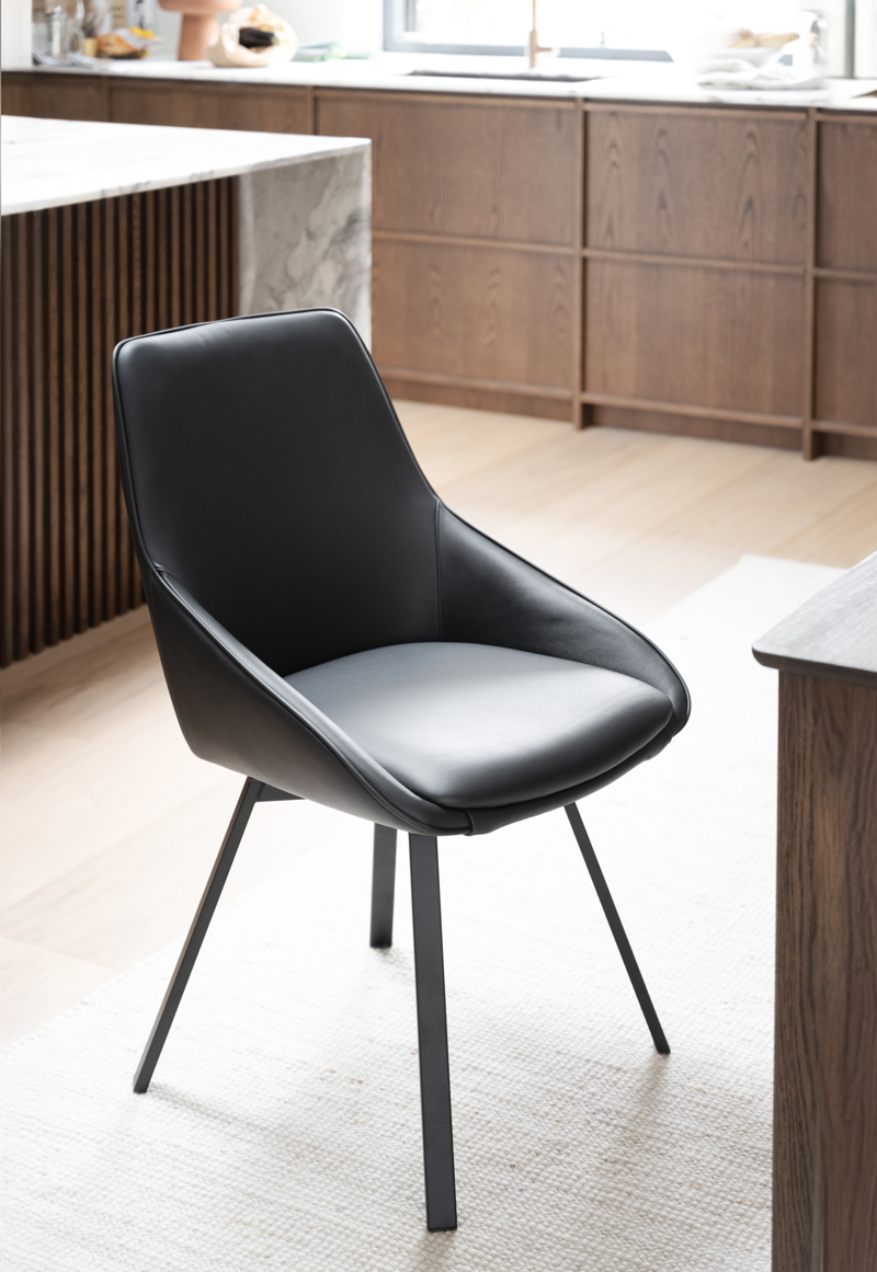 Alison Stol, Snurrfunktion, Svart