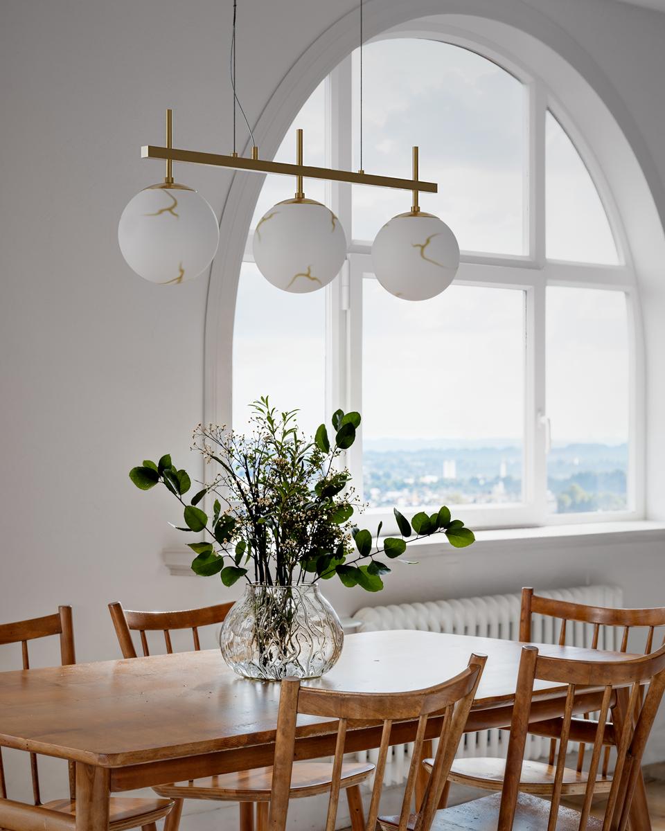 Bellagio taklampa mässing/vit