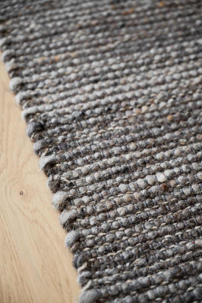 Donegal Matta, Mörkgrå, 290×200 cm