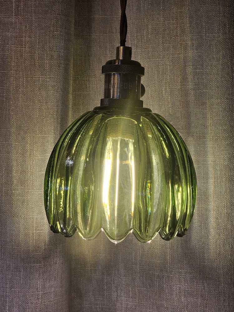 Nora fönsterlampa grön