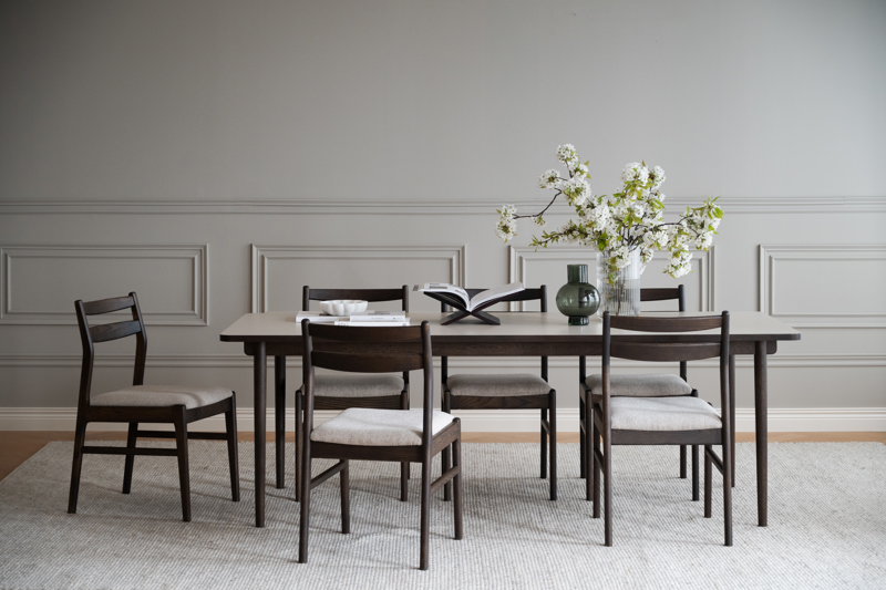 Kerwin Stol, Brun/ljusbeige