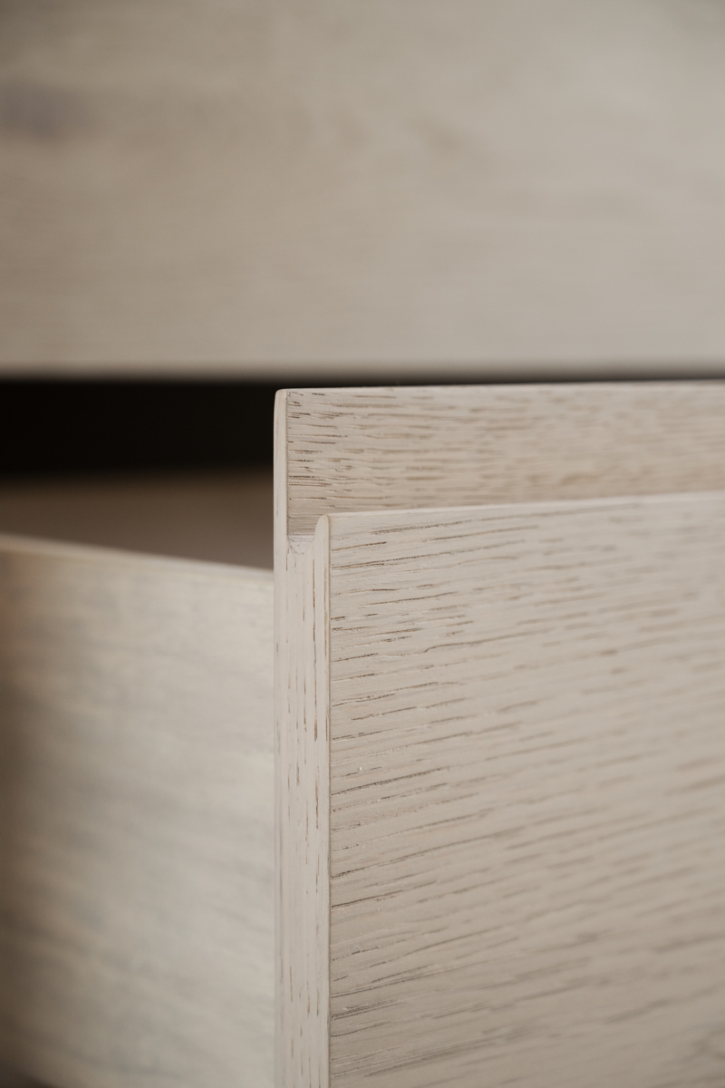 Melstone Byrå, Vitpigmenterad, 110x45x70 cm