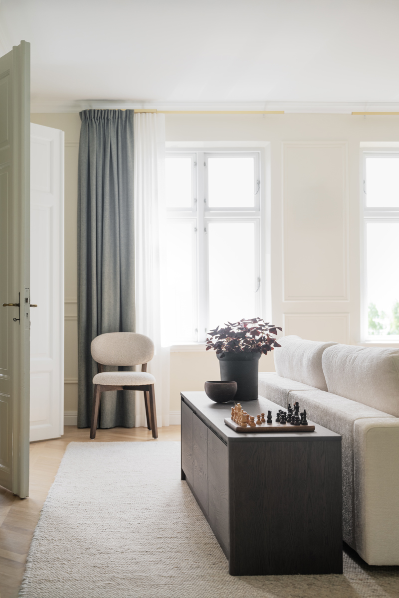 Melstone Sideboard, Brun, 180x40x50 cm