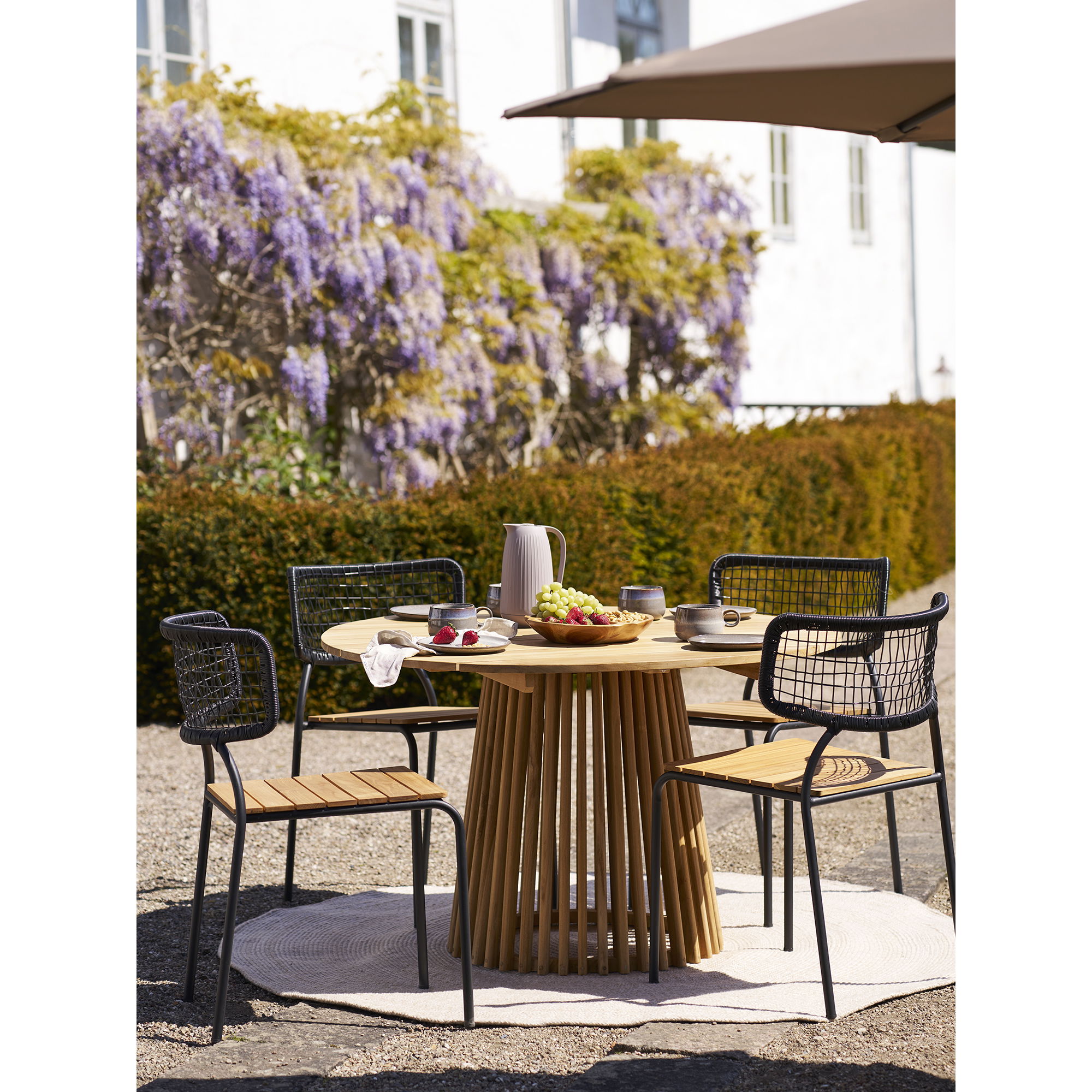 Nashville matstol – Matstol, teak, svart rep, svarta ben