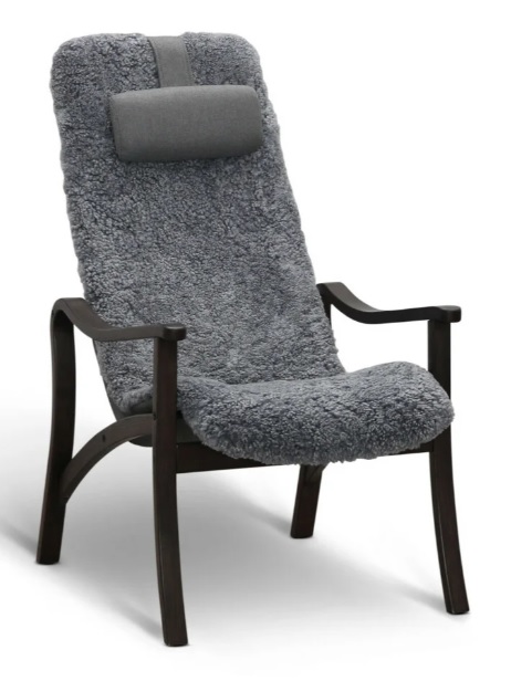 Gotland fåtölj & pall fårskinn Charcoal, rökt ek